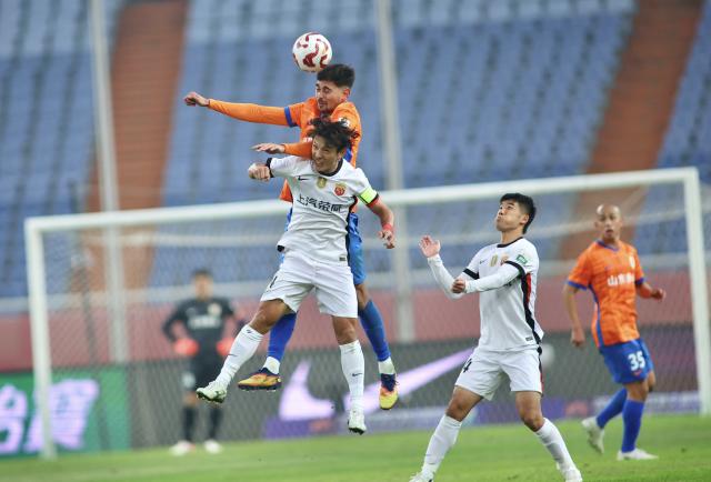 开云官网-海港劫后余生难挡现实困境 穆斯卡特无奈3将伤情