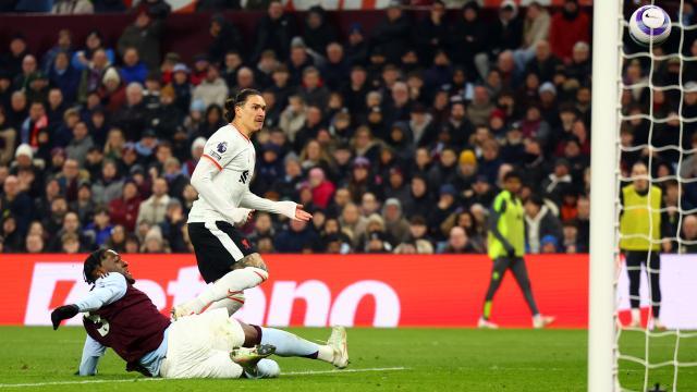 开云APP-斯洛特敲打努涅斯：跑动要积极，心态要学远藤航