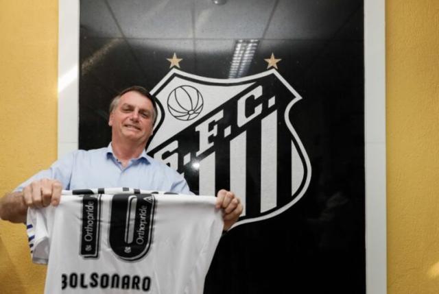 开云APP-厚脸皮蹭球队热度 巴西总统遭“限制级问候”