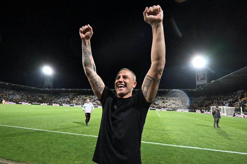 卡纳瓦罗报名竞聘国足主帅，记者：熟人太多，执教也缺说服力