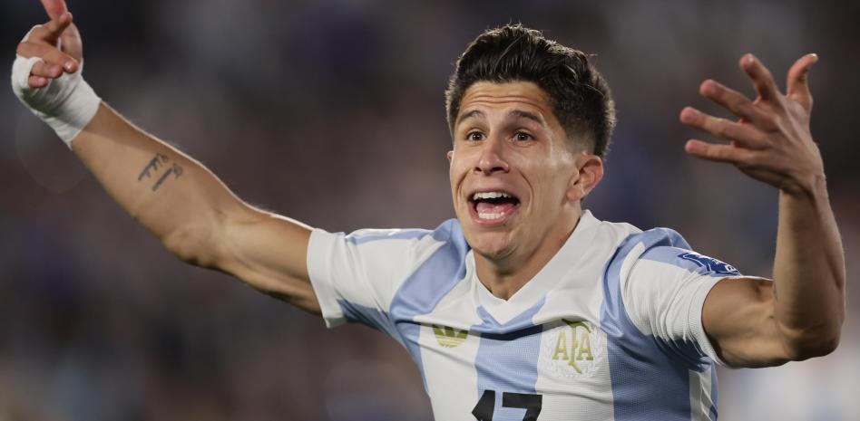 KAIYUN-朱利亚诺-西蒙尼：梅西是史上最佳，每天看他训练都眼前一亮