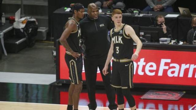 开云APP-老鹰留下麦克米兰毫无悬念 但，接下来要怎么走？