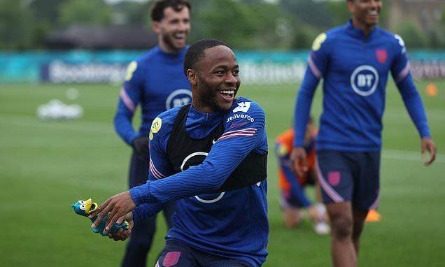 开云APP-斯特林：人们对0比0平局反应过度 大赛没法场场赢